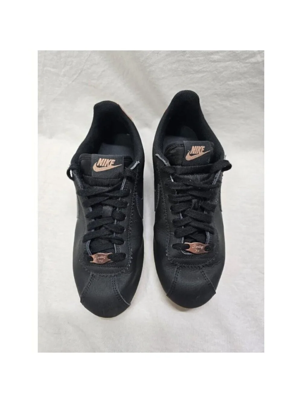 Nike Classic Cortez Leather Shoe Casual Lifestyle Sneaker AV4618-001 Women Sz 7